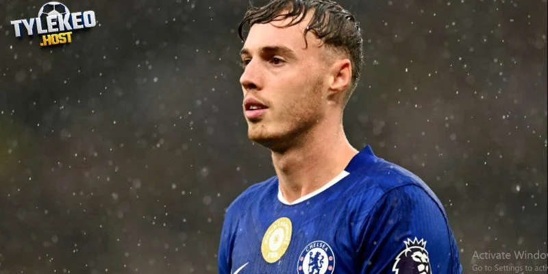 Palmer được định giá kỷ lục, tuyển nữ Iran lặng im