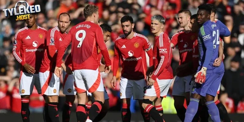 Xôn xao dư luận bàn thua MU gây tranh cãi